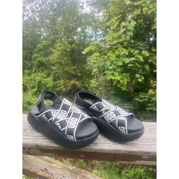 UGG LA CLOUD SANDAL Sz 7  Womans - Picture 1 of 8